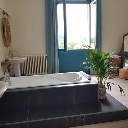 Domaine De L'oie Rouge Les Rosiers