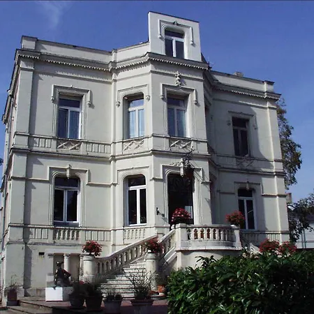 Domaine De L'oie Rouge 3* Les Rosiers