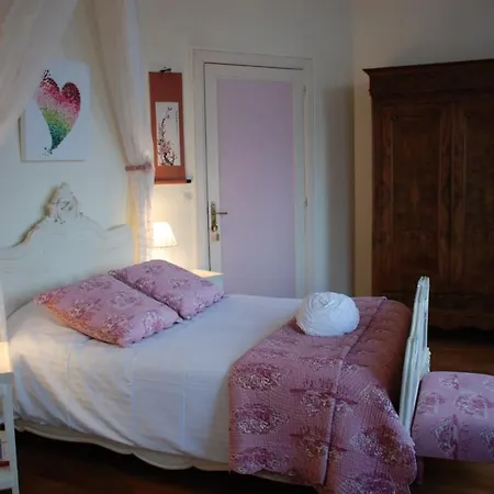 Bed & Breakfast Domaine De L'oie Rouge 3*