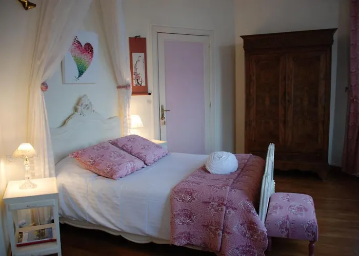 Bed & Breakfast Domaine De L'oie Rouge 3*